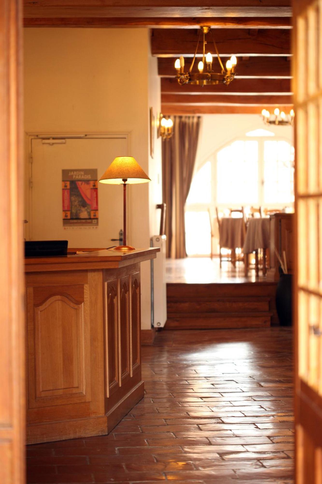 Hotel Des Consuls Castelnau-de-Montmiral Ngoại thất bức ảnh