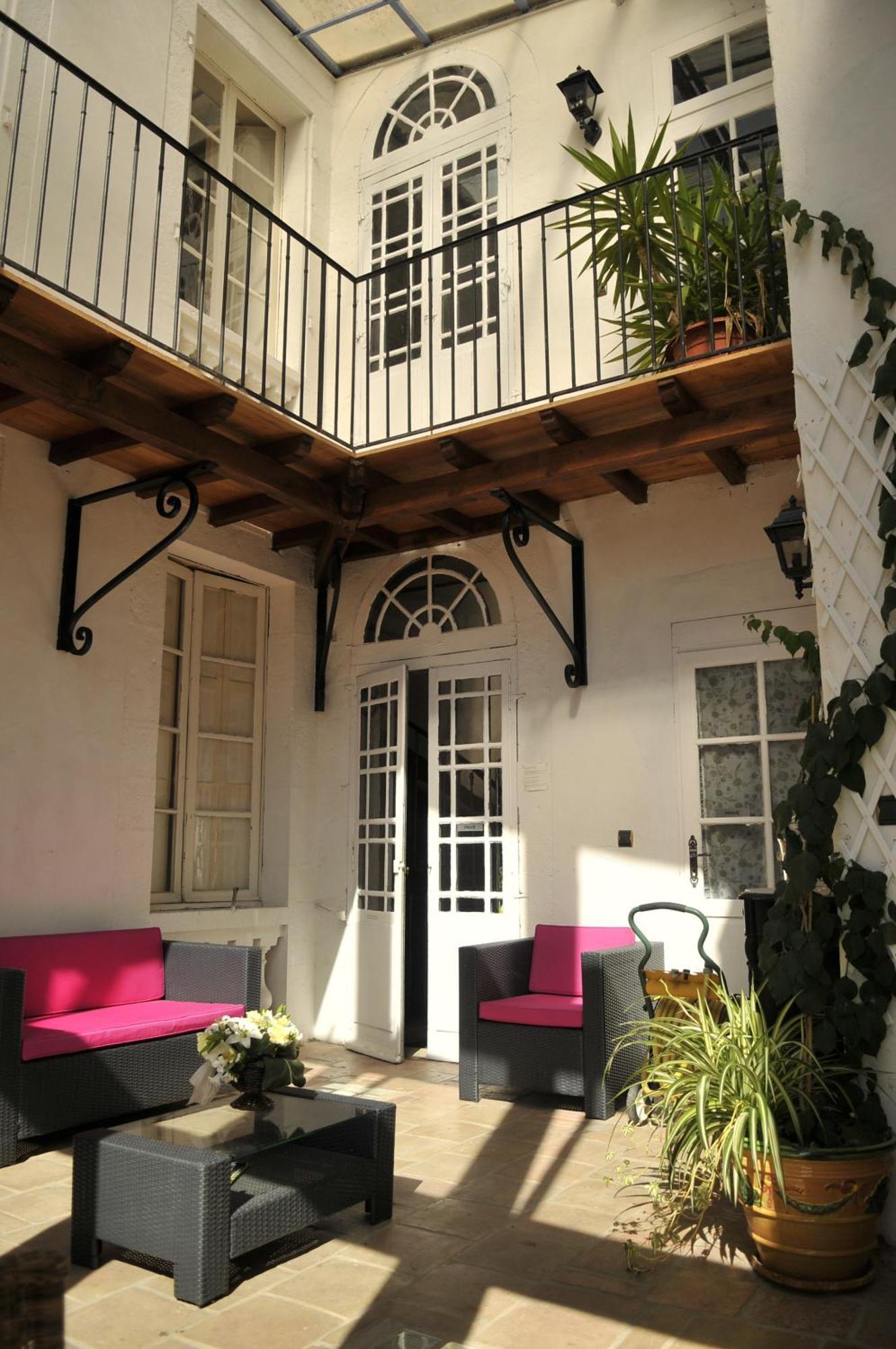 Hotel Des Consuls Castelnau-de-Montmiral Ngoại thất bức ảnh
