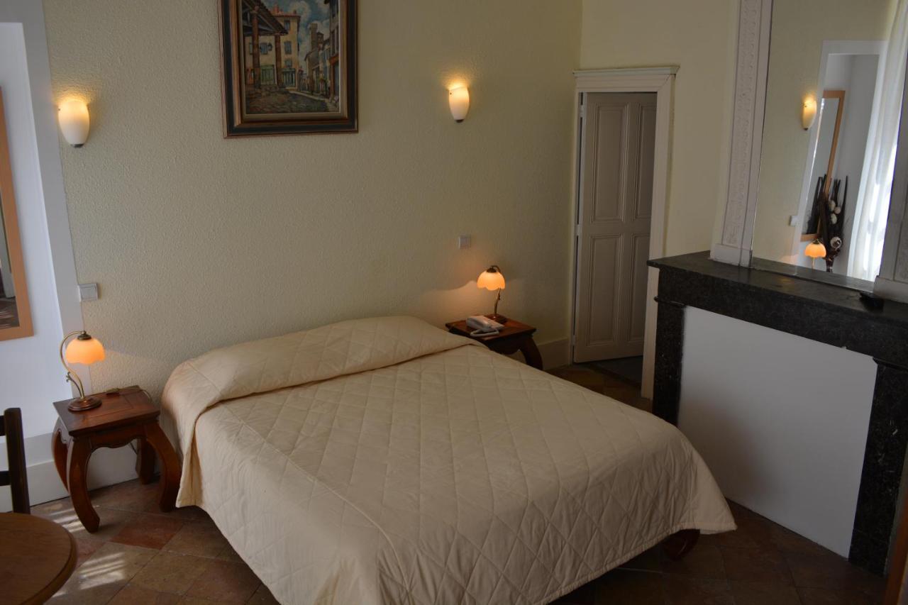 Hotel Des Consuls Castelnau-de-Montmiral Ngoại thất bức ảnh